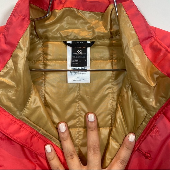 NEW North Face Women’s Insulated Jacket Size M - Picture 6 of 6